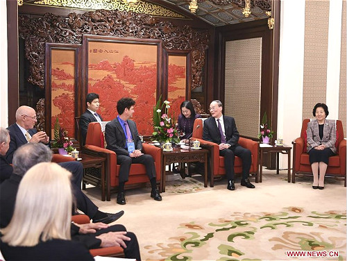 1540341945666033724.jpg 新华网接见图_meitu_1.jpg